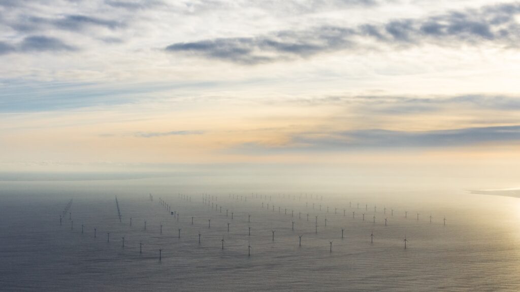 Onshore versus offshore wind: which one gets built first