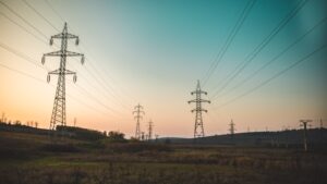 Gas peakers versus big batteries: who firms the grid?